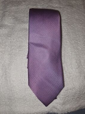 Men's Purple Textured Tie - Classic Dress Accessory